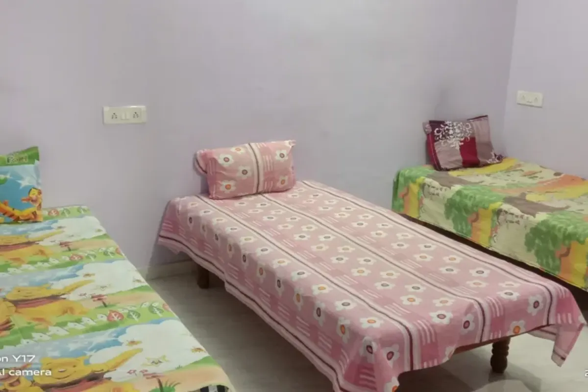 Shiv Lok PG Hostel - 1